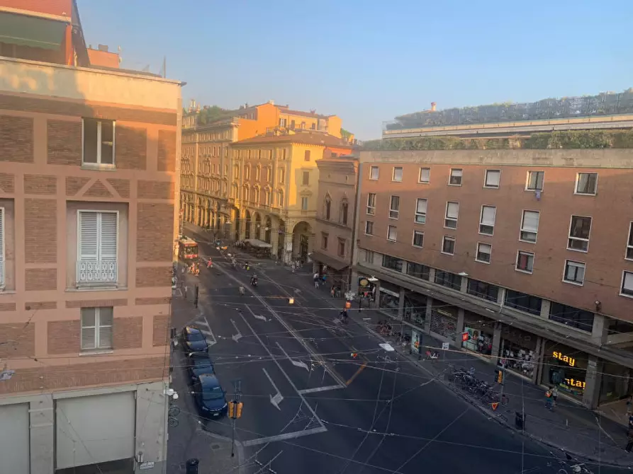 Immagine 19 di Camera in affitto  in VIA UGO BASSI a Bologna