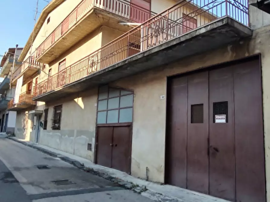 Immagine 2 di Appartamento in vendita  in via Virgilio n.35 a Palagonia