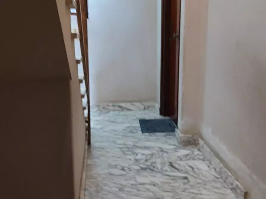 Immagine 11 di Appartamento in vendita  in via Virgilio n.35 a Palagonia