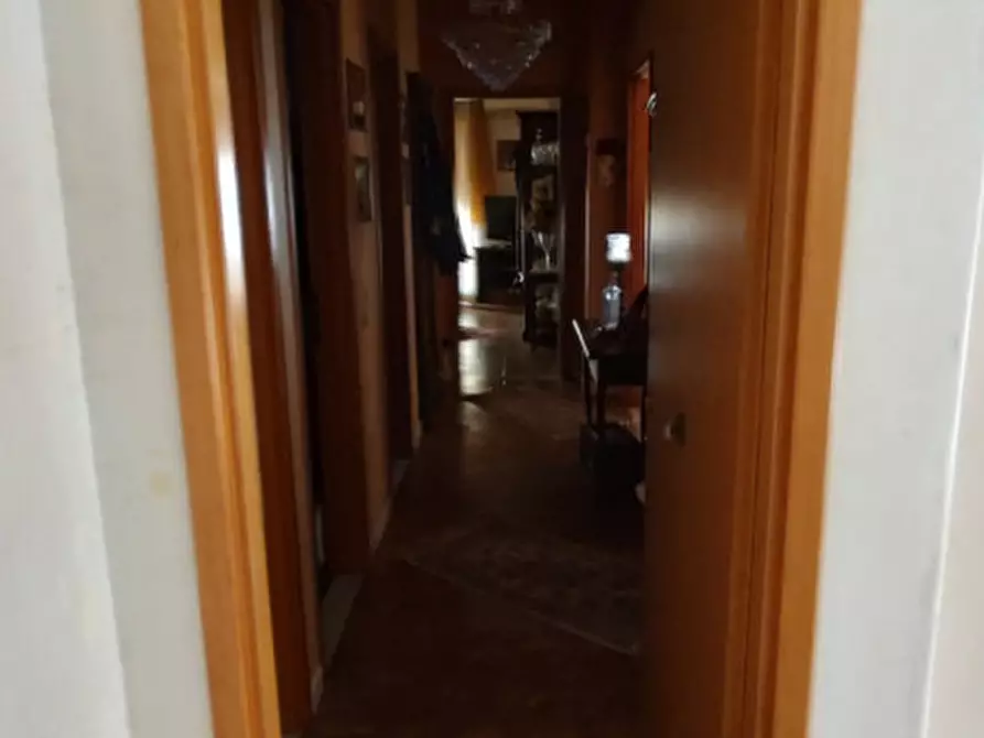 Immagine 13 di Appartamento in vendita  in via Virgilio n.35 a Palagonia