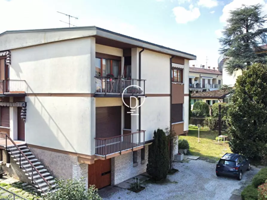 Immagine 31 di Casa bifamiliare in vendita  in viale cavour a Desenzano Del Garda
