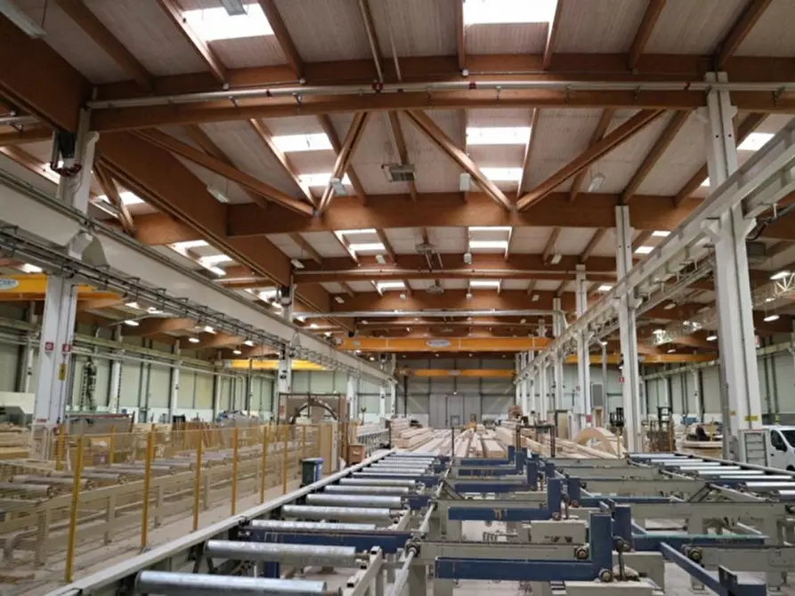 Immagine 12 di Capannone industriale in vendita  in via Torgianese, N. 42 a Bettona