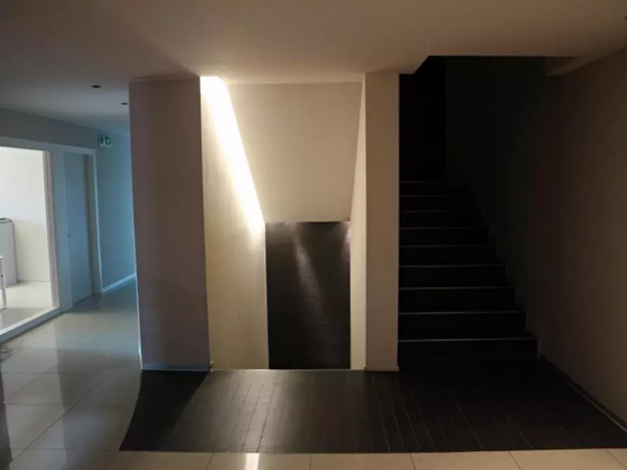 Immagine 15 di Capannone industriale in vendita  in via Torgianese, N. 42 a Bettona