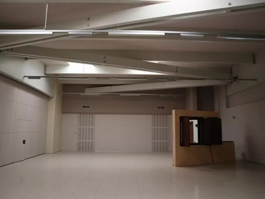 Immagine 24 di Capannone industriale in vendita  in via Torgianese, N. 42 a Bettona