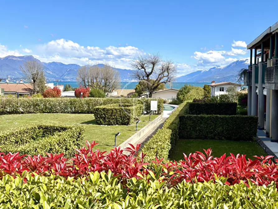 Immagine 4 di Appartamento in vendita  in Via Daniele Comboni a Desenzano Del Garda