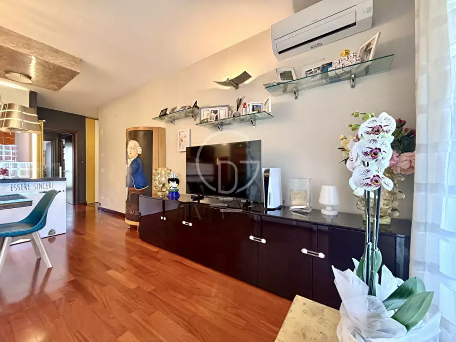 Immagine 7 di Appartamento in vendita  in Via Daniele Comboni a Desenzano Del Garda