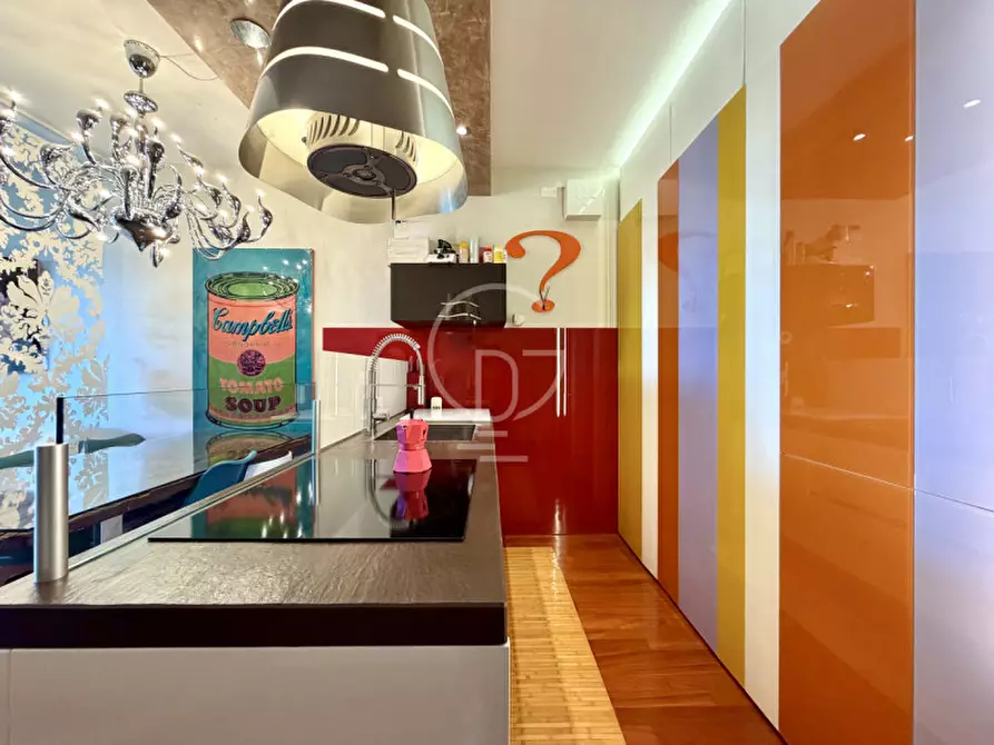 Immagine 12 di Appartamento in vendita  in Via Daniele Comboni a Desenzano Del Garda