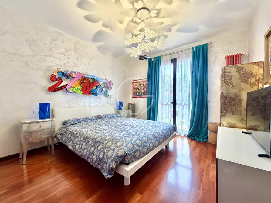 Immagine 14 di Appartamento in vendita  in Via Daniele Comboni a Desenzano Del Garda