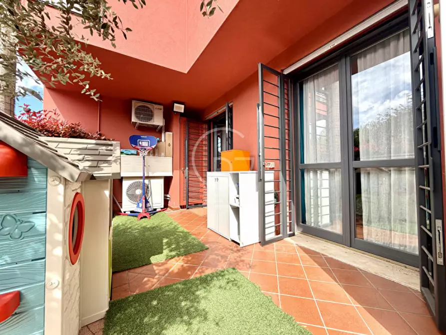 Immagine 17 di Appartamento in vendita  in Via Daniele Comboni a Desenzano Del Garda