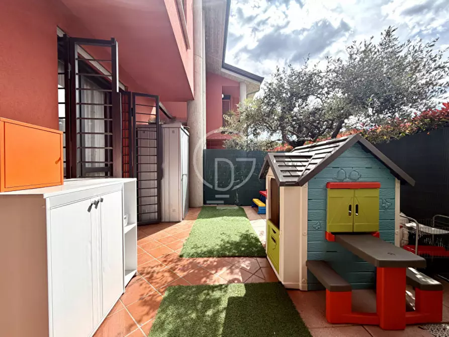 Immagine 18 di Appartamento in vendita  in Via Daniele Comboni a Desenzano Del Garda