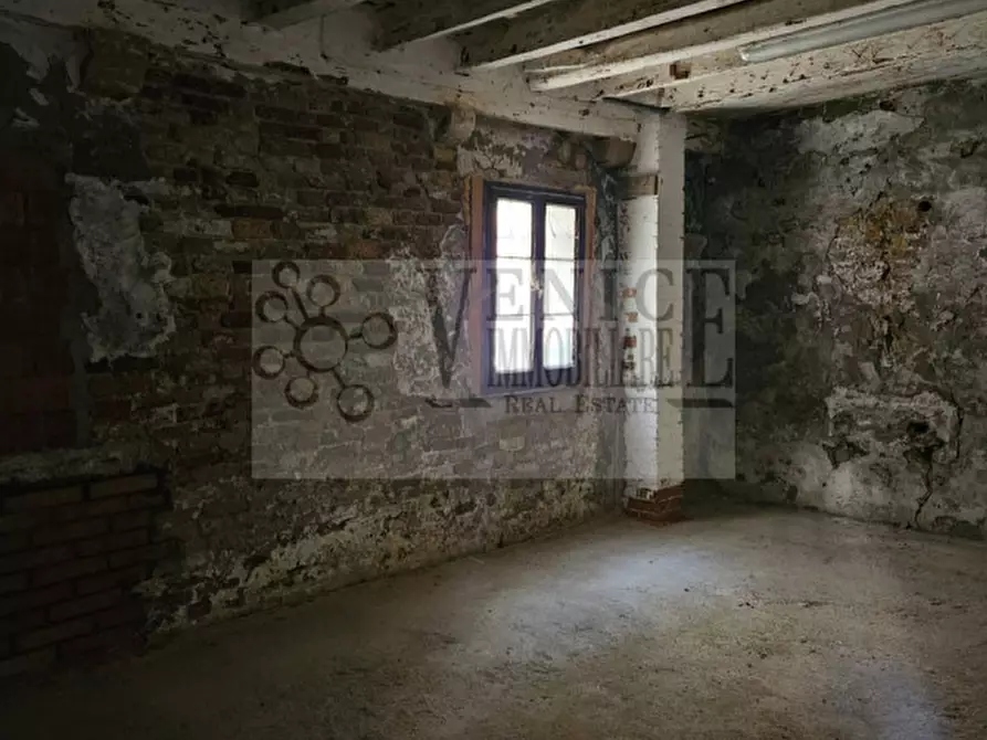 Immagine 9 di Magazzino in affitto  in cannareggio  s. apostoli a Venezia