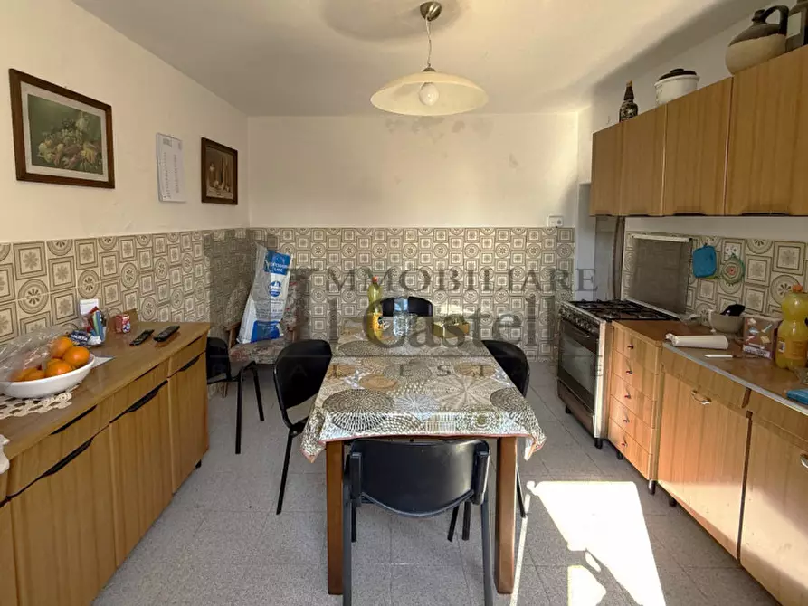 Immagine 2 di Appartamento in vendita  in Via Frattavecchia a Castiglione Del Lago