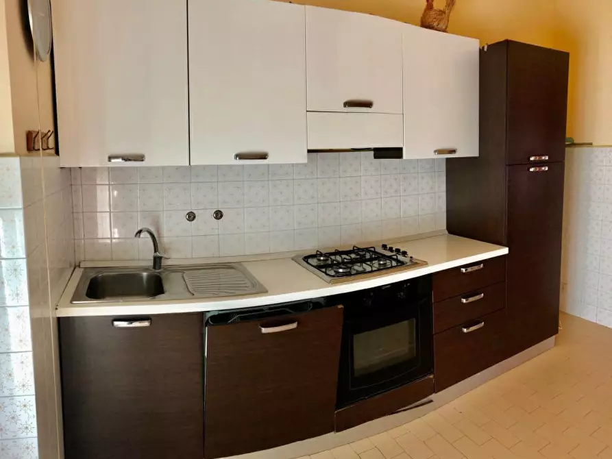 Immagine 2 di Appartamento in vendita  in corso piave 49 a Alba