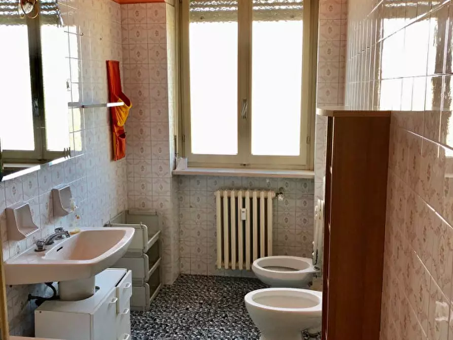 Immagine 10 di Appartamento in vendita  in corso piave 49 a Alba