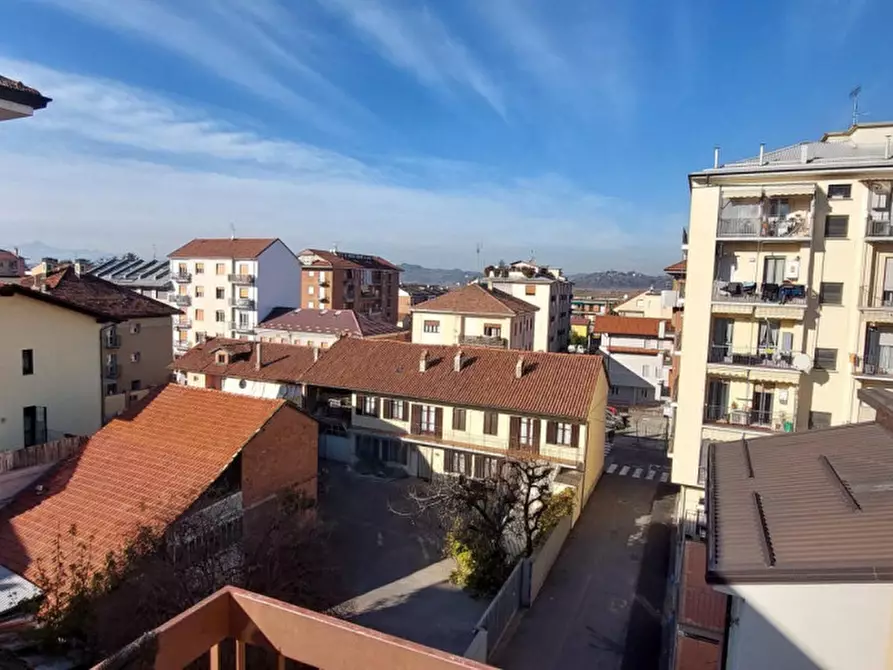 Immagine 14 di Appartamento in vendita  in corso piave 49 a Alba