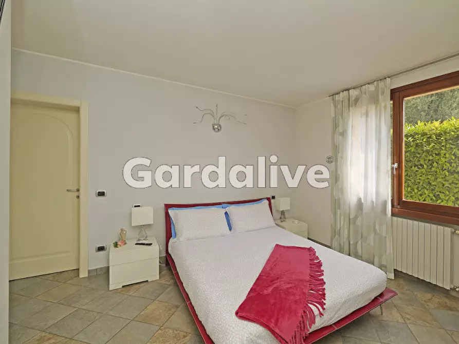 Immagine 8 di Villa in vendita  in Via Pulciano a Toscolano-Maderno