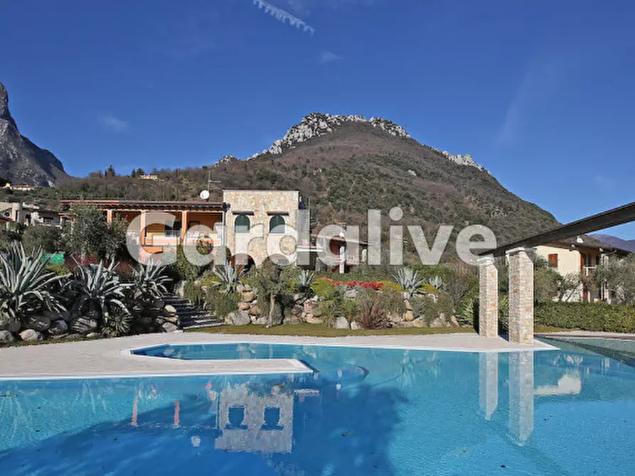 Immagine 3 di Villa in vendita  in Via Folino Cabiana a Toscolano-Maderno