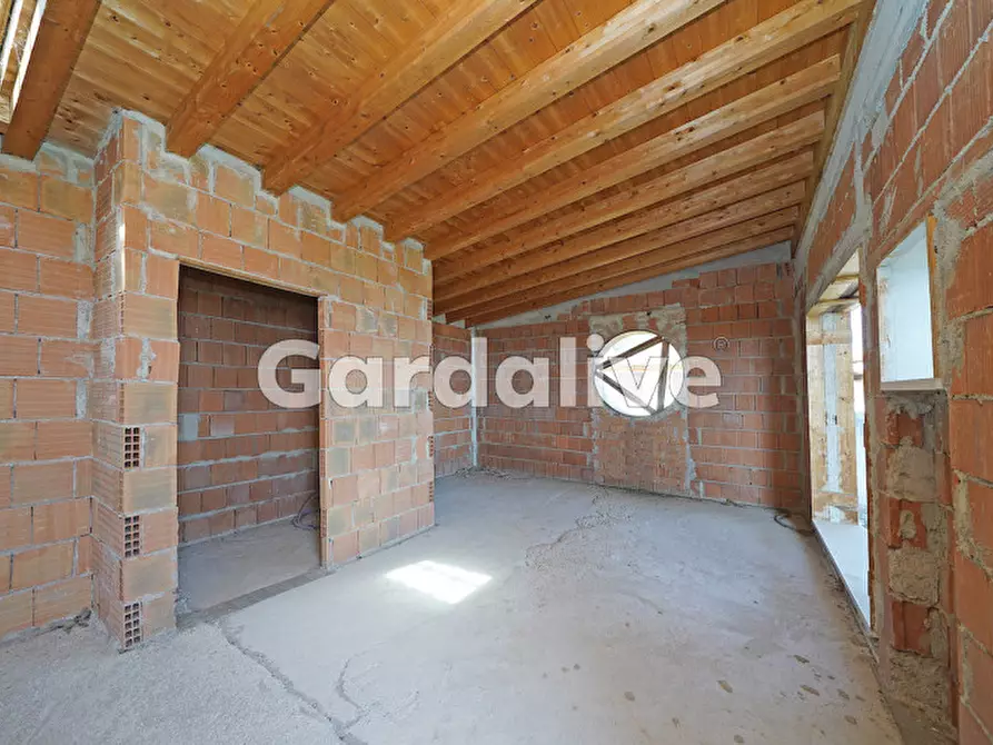 Immagine 10 di Villa in vendita  in Via Folino Cabiana a Toscolano-Maderno