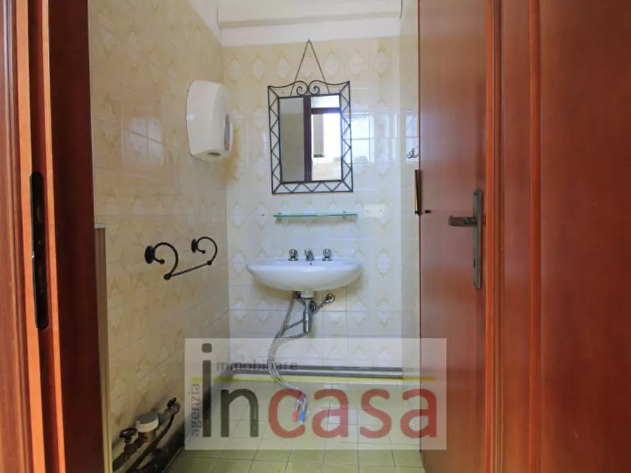 Immagine 8 di Negozio in affitto  in via Nazario Sauro a San Donà Di Piave