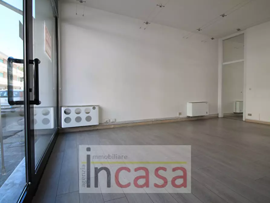 Immagine 14 di Negozio in affitto  in via Nazario Sauro a San Donà Di Piave