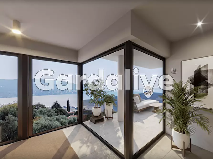 Immagine 4 di Appartamento in vendita  in Via Vigole a Toscolano-Maderno