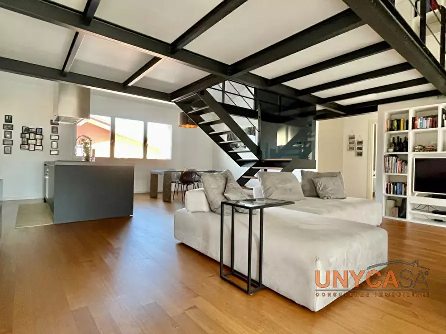 Immagine 1 di Attico in vendita  in Via Tintoretto a Selvazzano Dentro