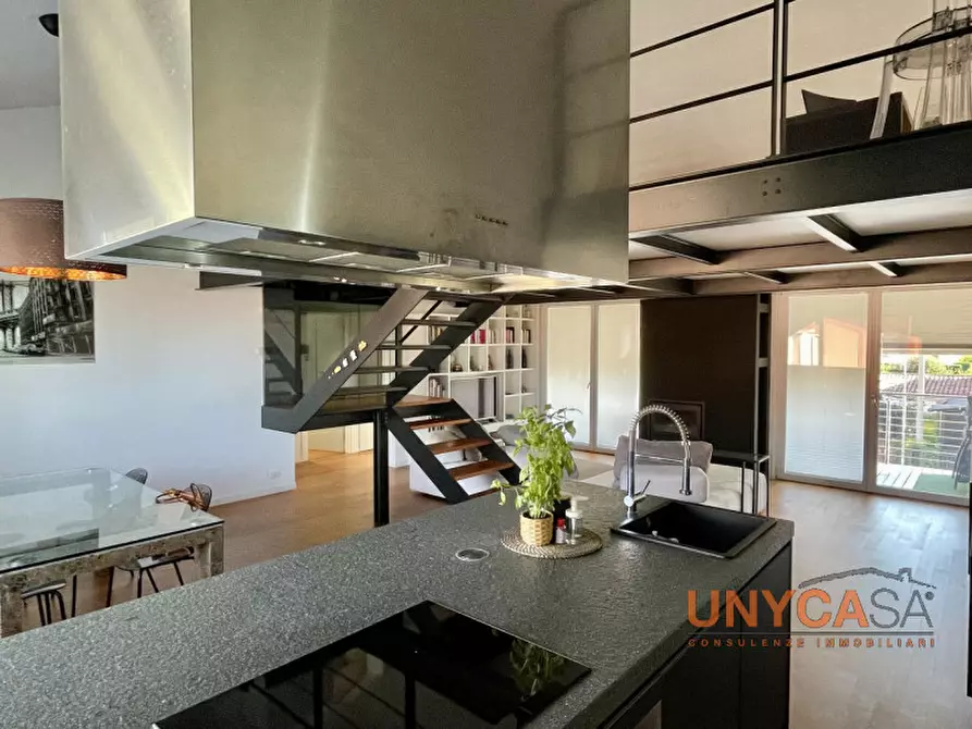 Immagine 9 di Attico in vendita  in Via Tintoretto a Selvazzano Dentro