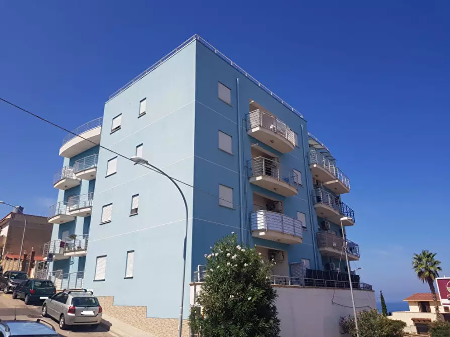 Immagine 2 di Appartamento in vendita  in Via Mauro De Mauro a Balestrate