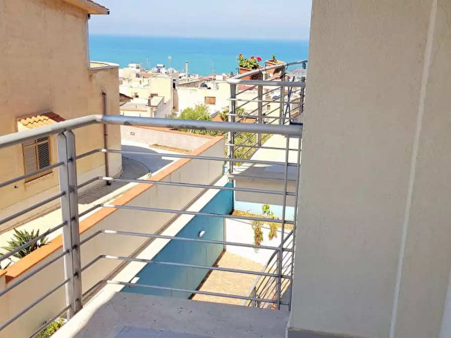 Immagine 14 di Appartamento in vendita  in Via Mauro De Mauro a Balestrate