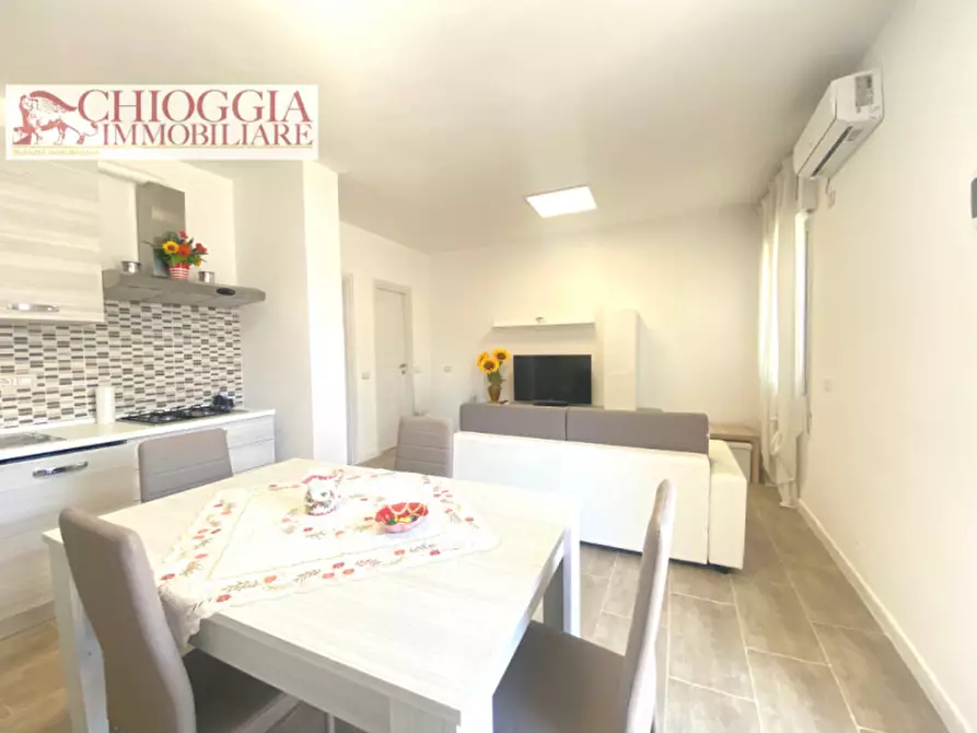 Immagine 1 di Appartamento in vendita  in Via Oceania a Chioggia
