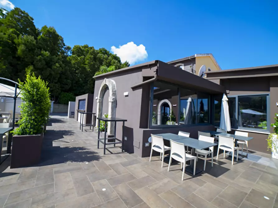 Immagine 8 di Hotel in vendita  in via fausto coppi a Pace Del Mela