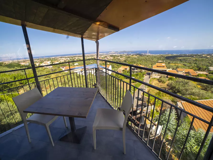 Immagine 19 di Hotel in vendita  in via fausto coppi a Pace Del Mela