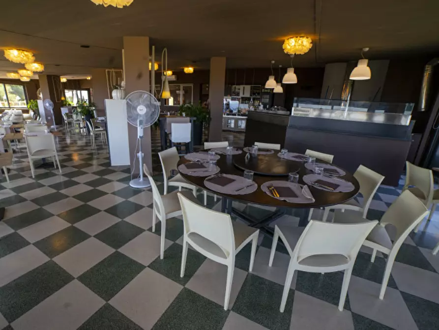 Immagine 20 di Hotel in vendita  in via fausto coppi a Pace Del Mela