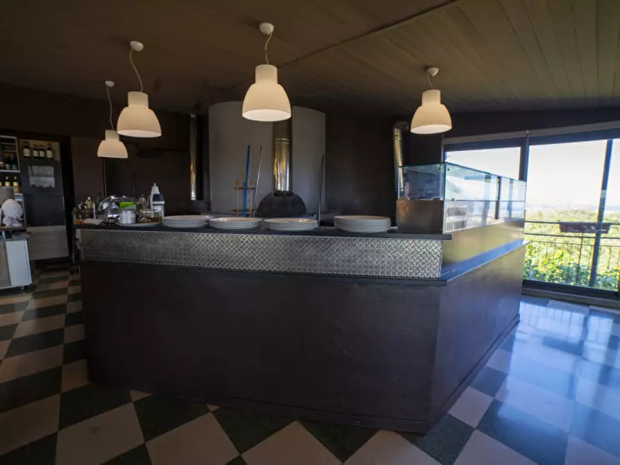 Immagine 21 di Hotel in vendita  in via fausto coppi a Pace Del Mela