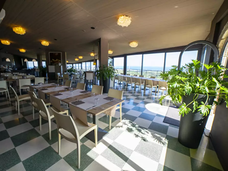 Immagine 28 di Hotel in vendita  in via fausto coppi a Pace Del Mela