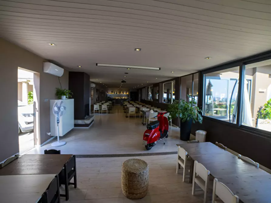 Immagine 29 di Hotel in vendita  in via fausto coppi a Pace Del Mela