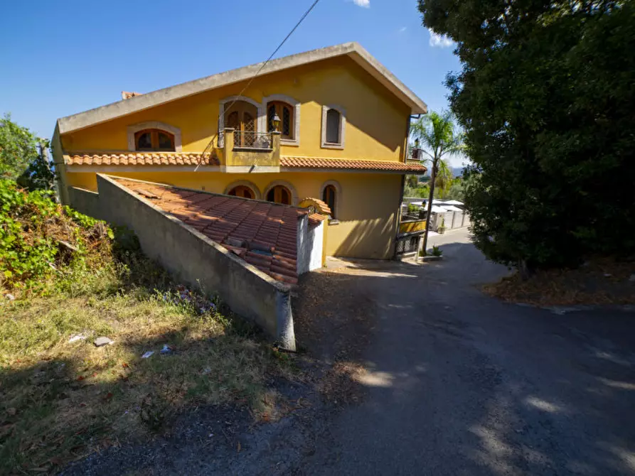 Immagine 47 di Hotel in vendita  in via fausto coppi a Pace Del Mela