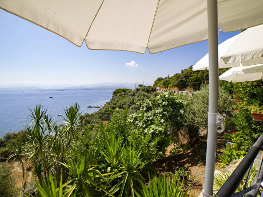 Immagine 12 di Attività commerciale in vendita  in VIA PANORAMICA a Milazzo