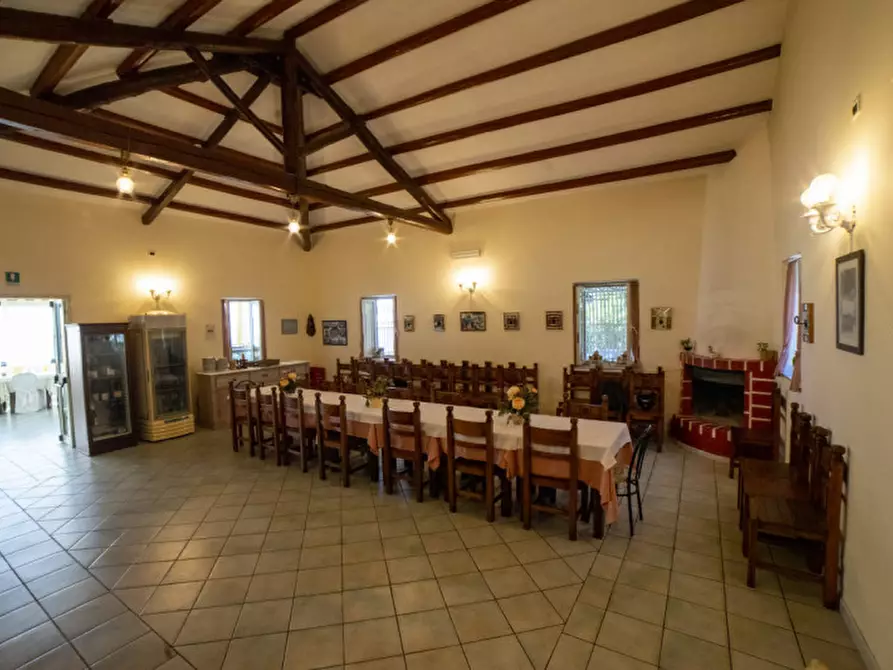 Immagine 17 di Attività commerciale in vendita  in VIA PANORAMICA a Milazzo