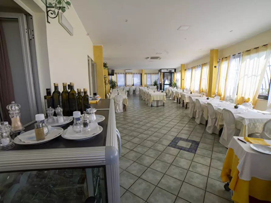 Immagine 22 di Attività commerciale in vendita  in VIA PANORAMICA a Milazzo