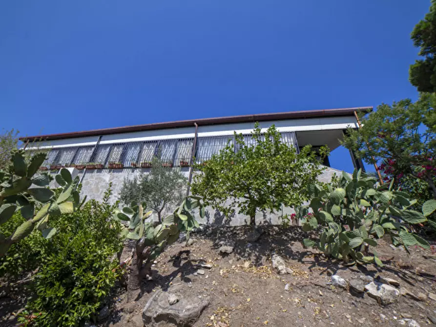 Immagine 32 di Attività commerciale in vendita  in VIA PANORAMICA a Milazzo