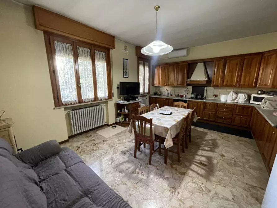 Immagine 4 di Villetta a schiera in vendita  a Gonzaga