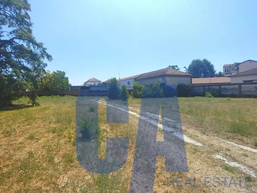 Immagine 6 di Magazzino in vendita  in VIA ROVERETO a Vigevano