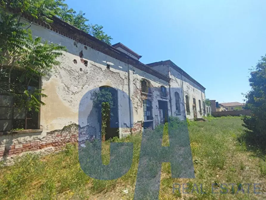 Immagine 7 di Magazzino in vendita  in VIA ROVERETO a Vigevano