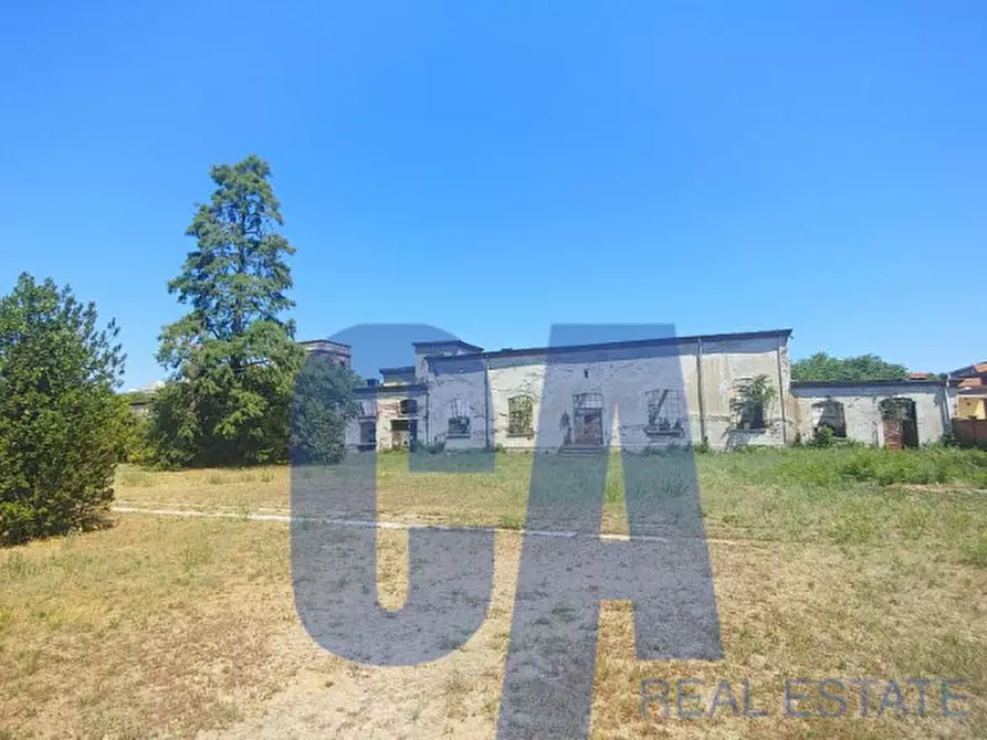 Immagine 8 di Magazzino in vendita  in VIA ROVERETO a Vigevano