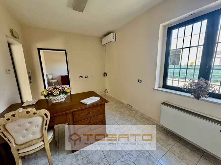 Immagine 15 di Capannone industriale in vendita  a Cerea