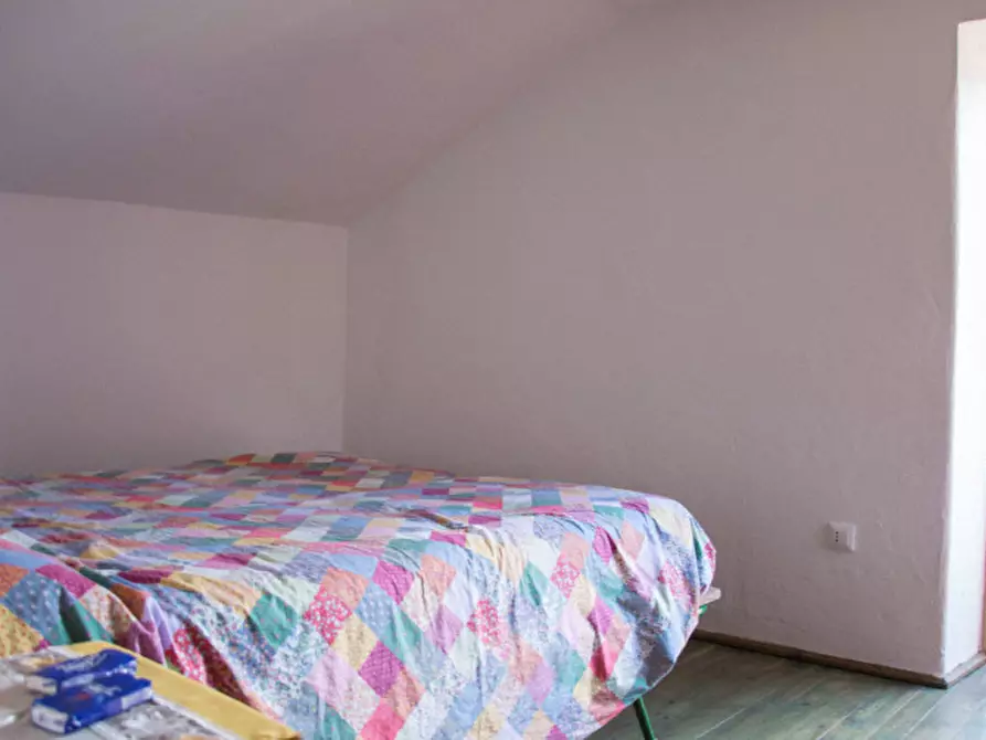 Immagine 5 di Appartamento in vendita  in Via Per Roncio a Mezzana