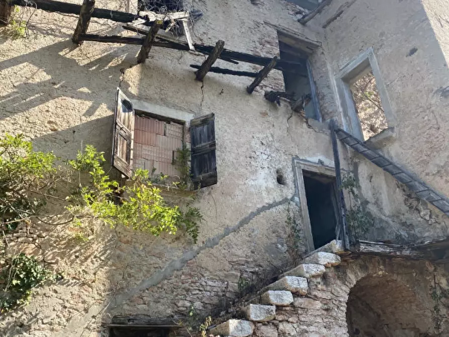 Immagine 3 di Terreno in vendita  a Trento