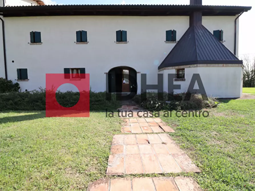 Immagine 8 di Palazzo in vendita  in Via sile a Spresiano