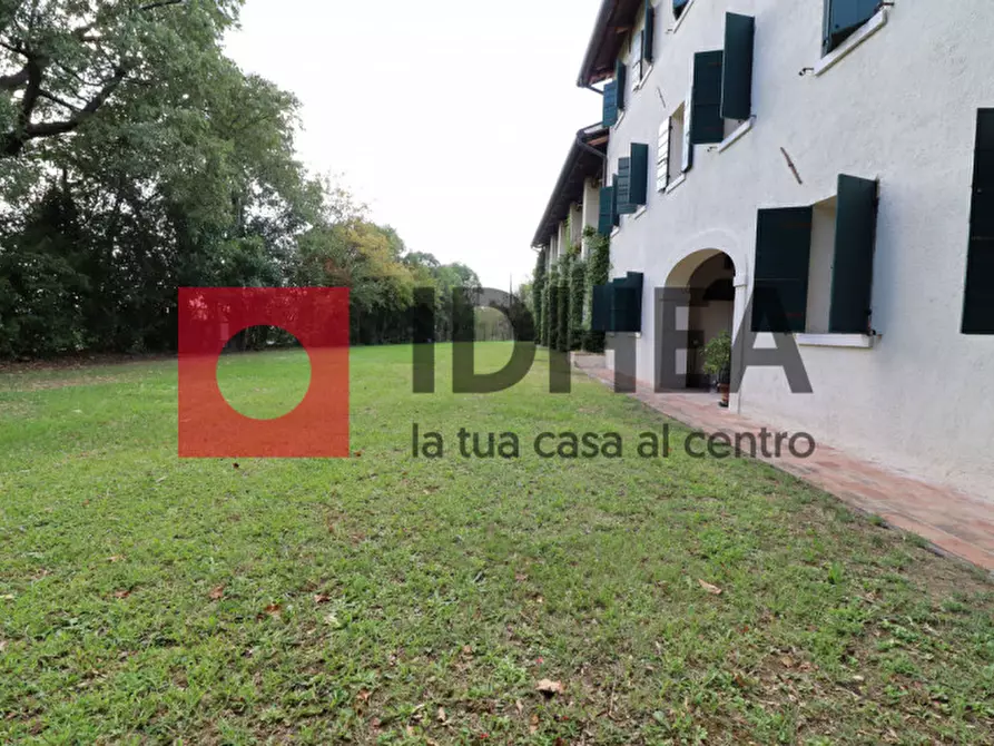 Immagine 14 di Palazzo in vendita  in Via sile a Spresiano